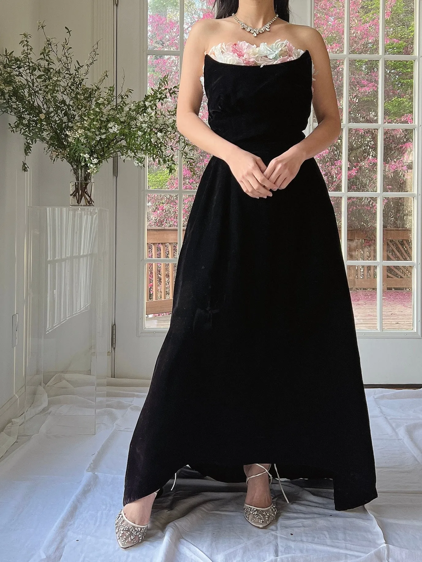 1960s Pauline Trigere Darted Scoop Neck Velvet Gown - XS/S