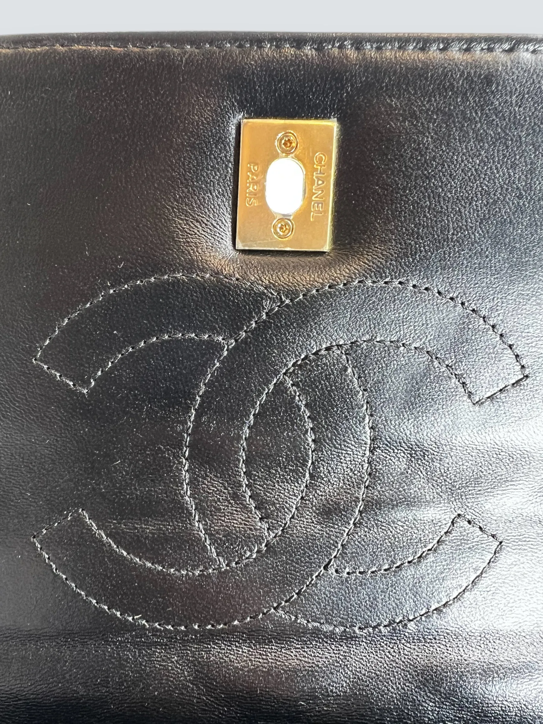 Chanel Black Lambskin Leather Top Handle Trendy Shoulder Bag