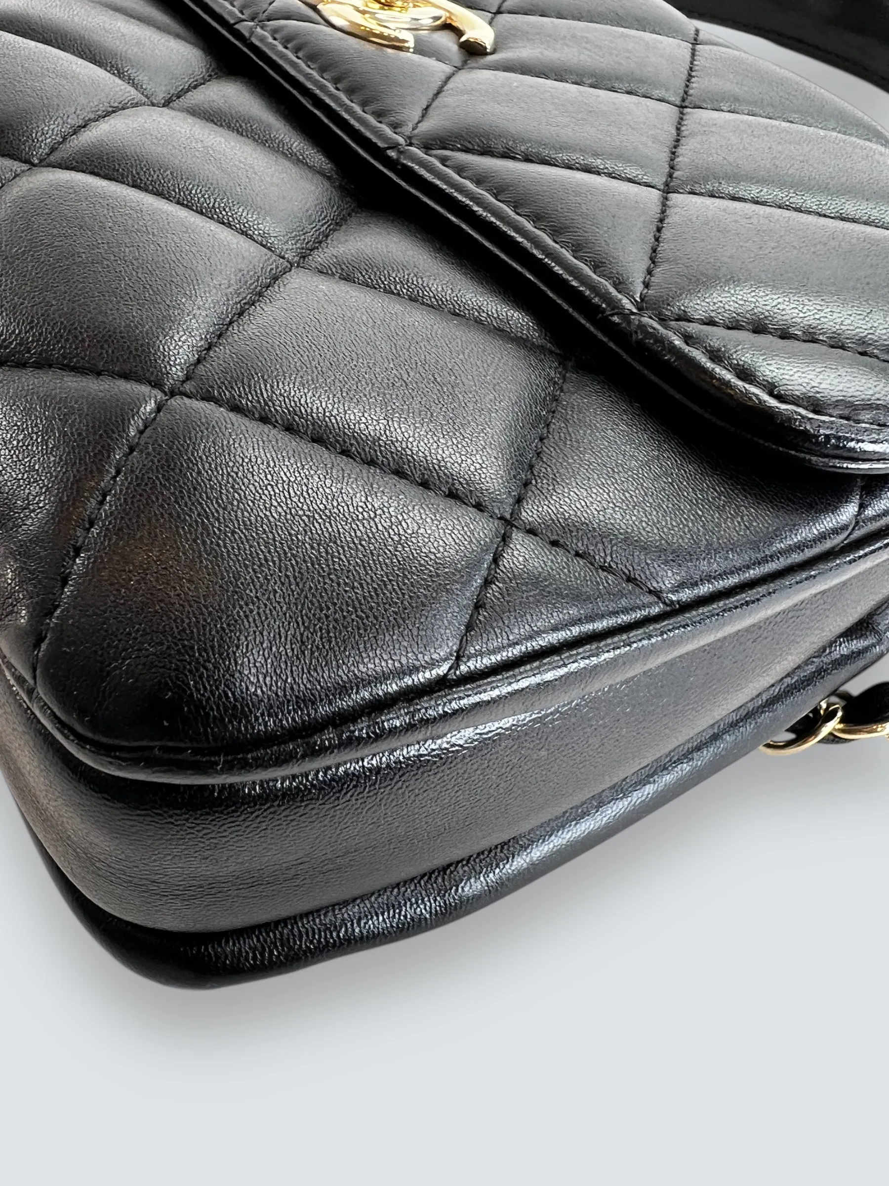 Chanel Black Lambskin Leather Top Handle Trendy Shoulder Bag