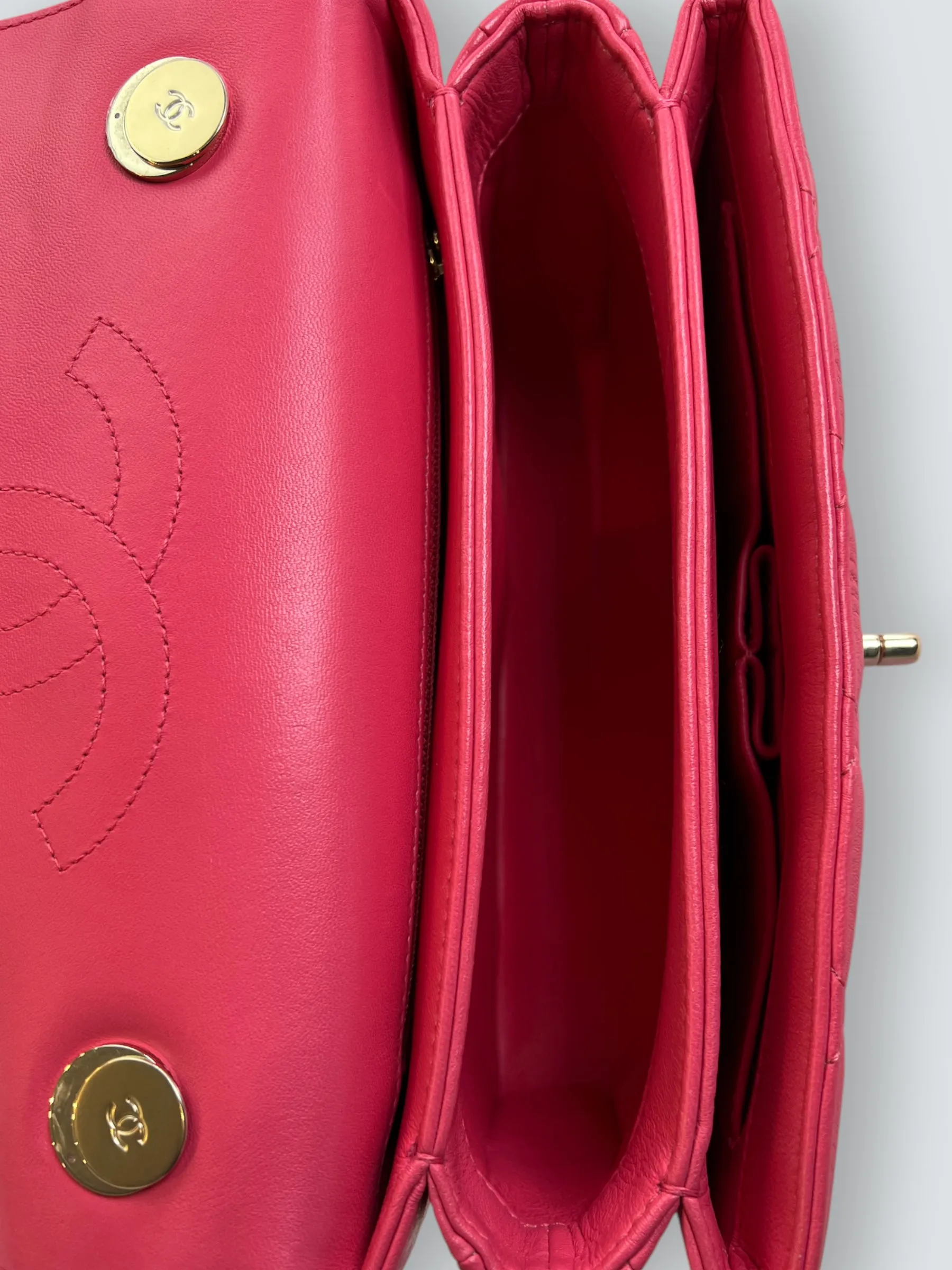Chanel Pink Lambskin Leather Top Handle Trendy