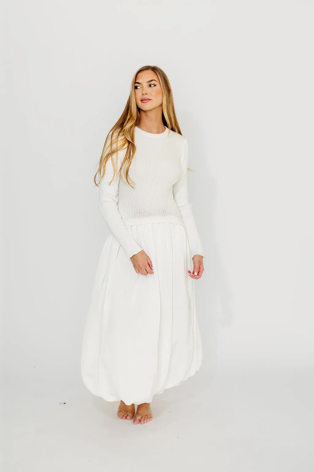 Kerriann Sweater Poplin Mix Maxi Dress in Off-White