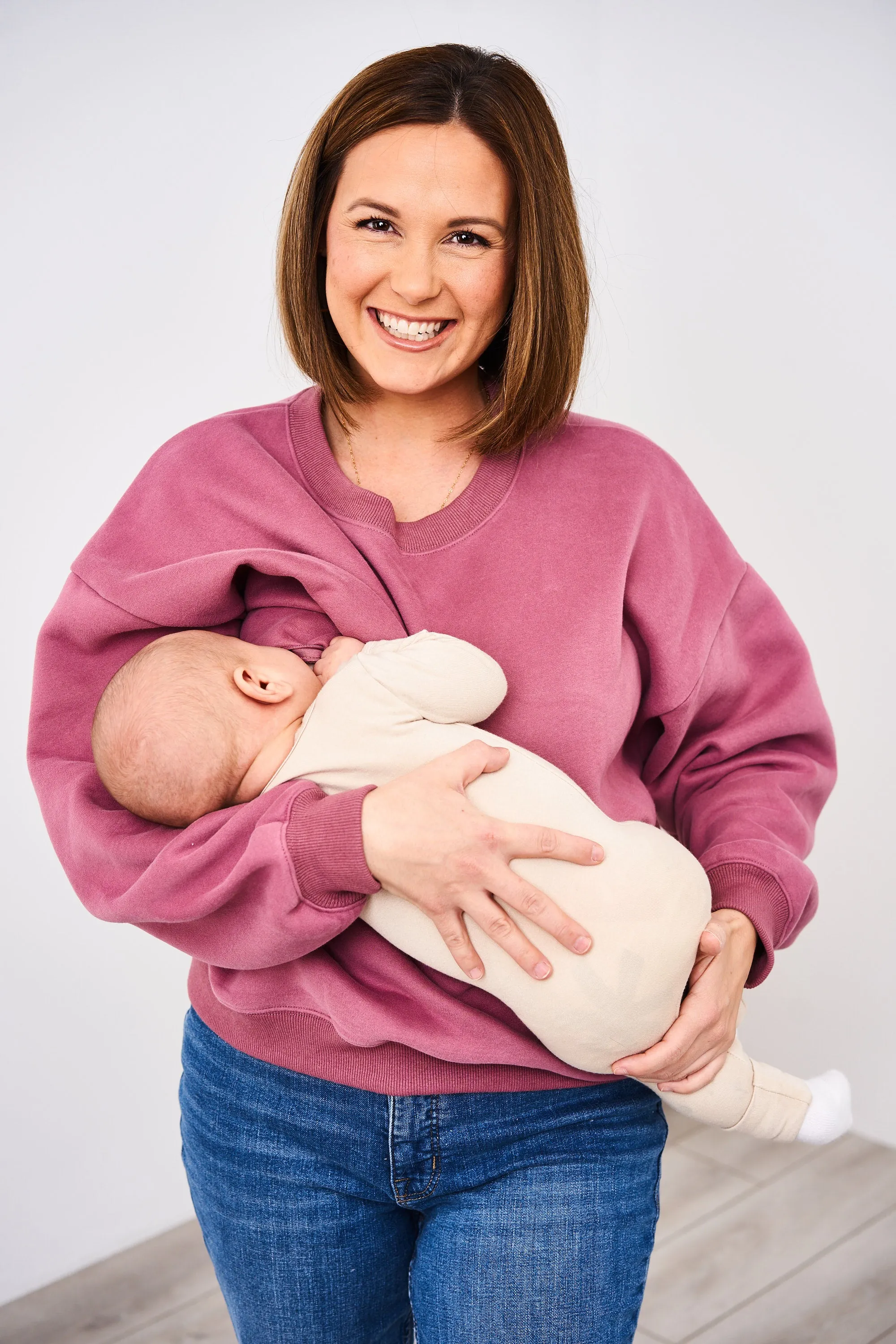 Latched Mama 635 Zip Nursing Crewneck