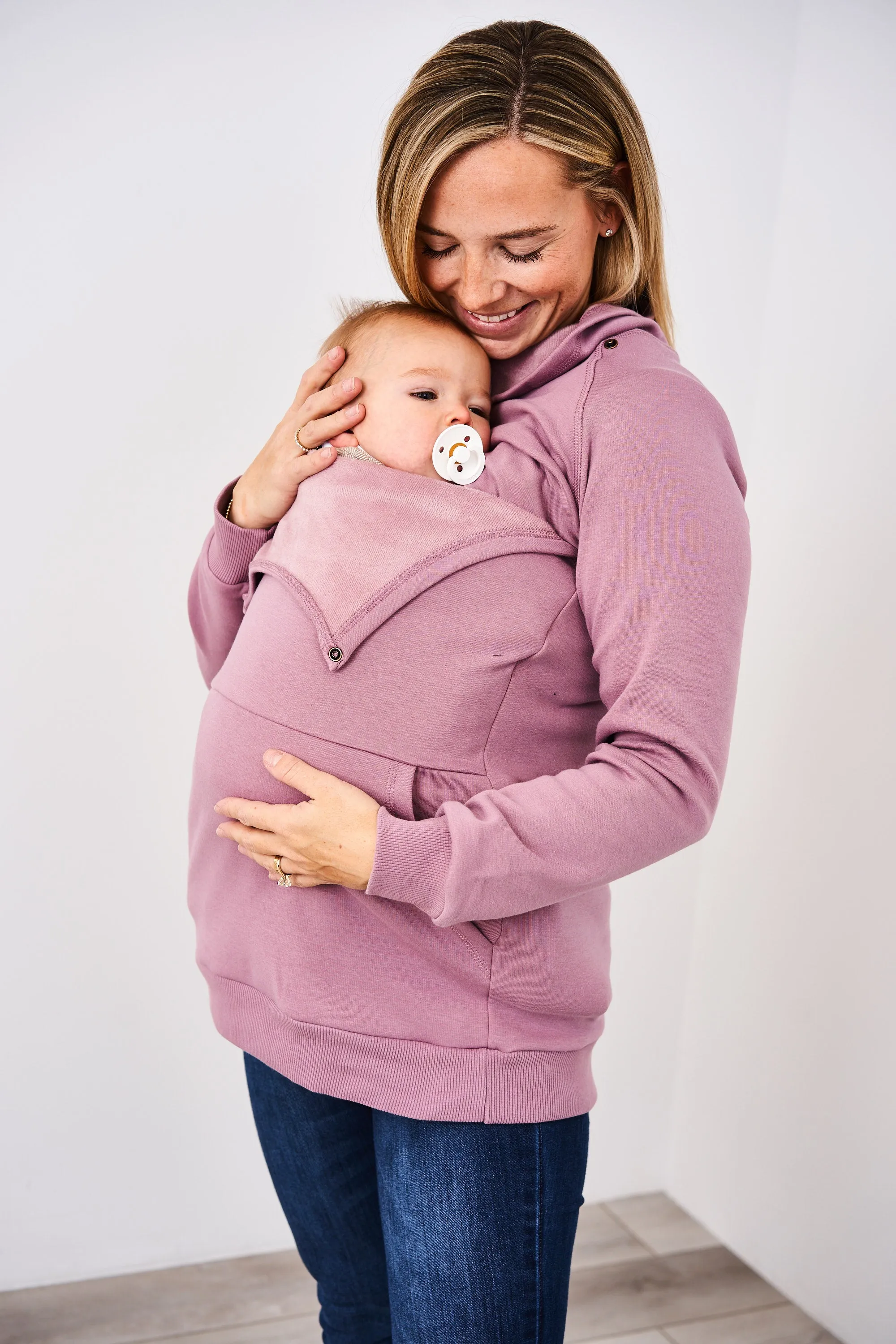 Latched Mama Harbor Snap Nursing Pullover - Final Sale