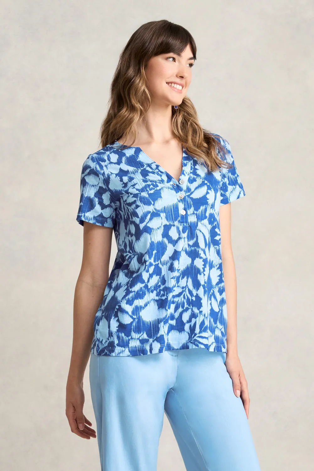 Notch Neck Tee - Seaside Floral