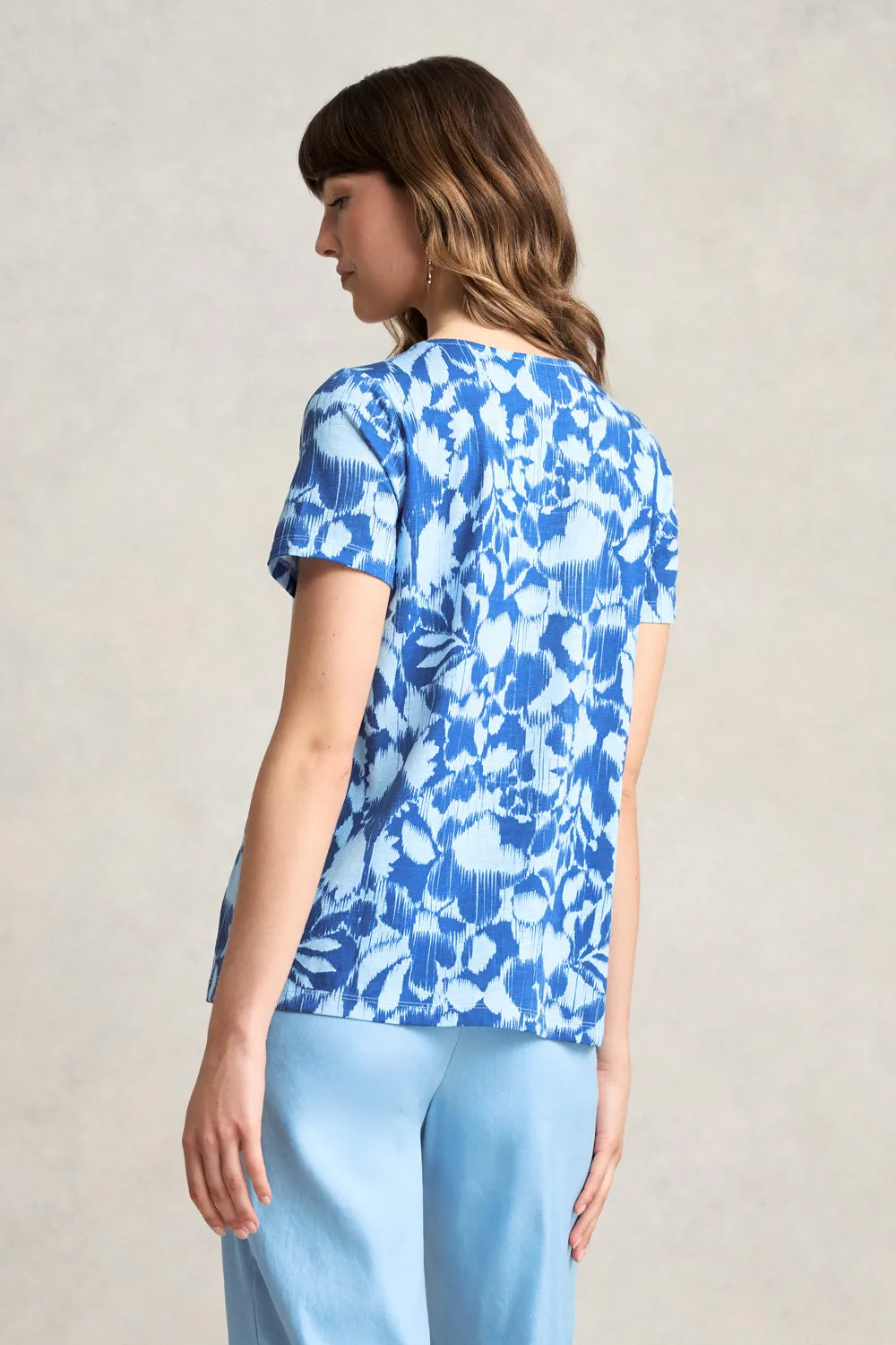 Notch Neck Tee - Seaside Floral
