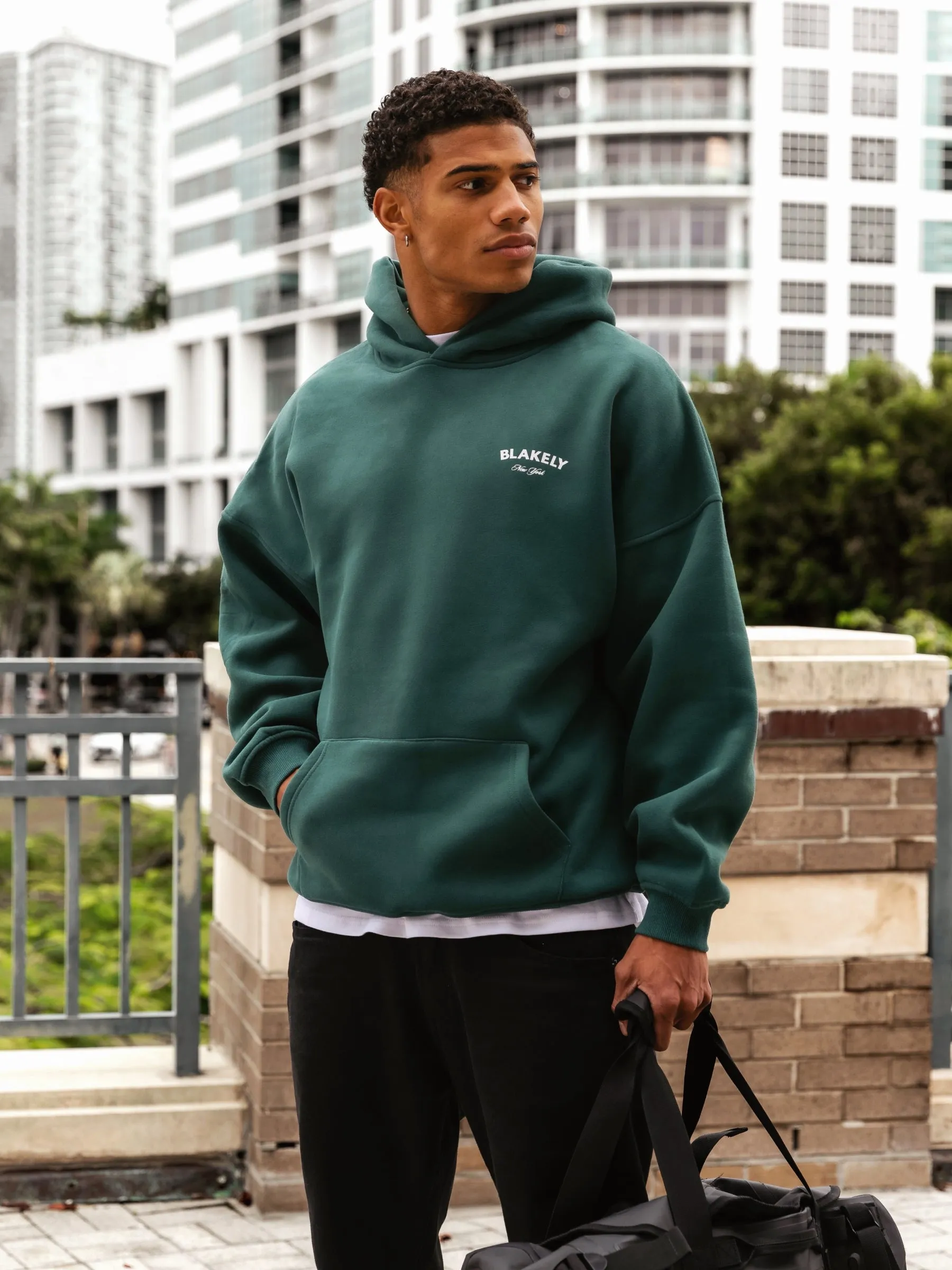 NY Crest Relaxed Hoodie - Pine Green