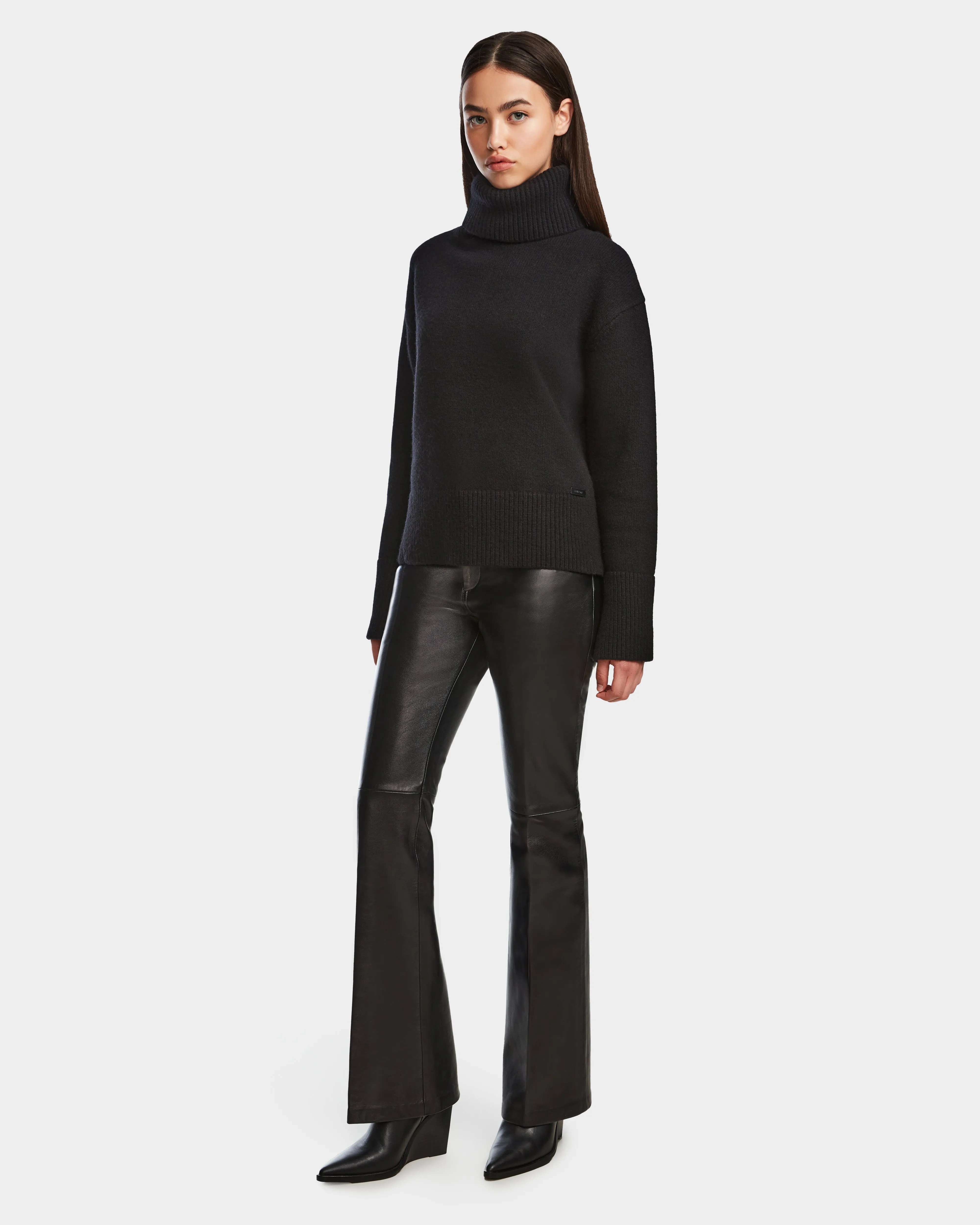 PARMI - 8524608 Black