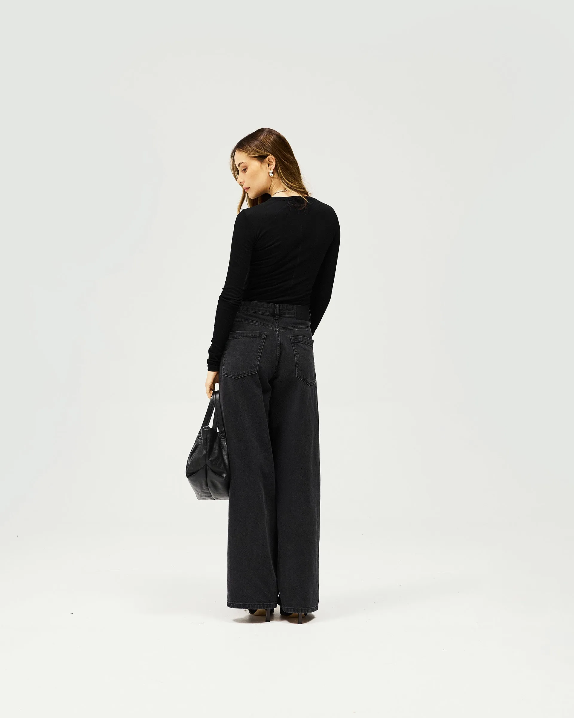 Trigger Long Sleeve - Black