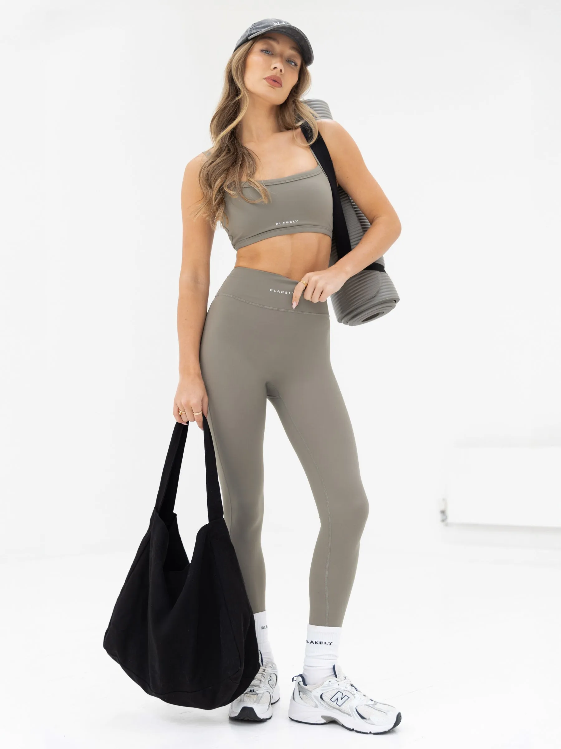 Ultimate Sports Bra - Safari Green