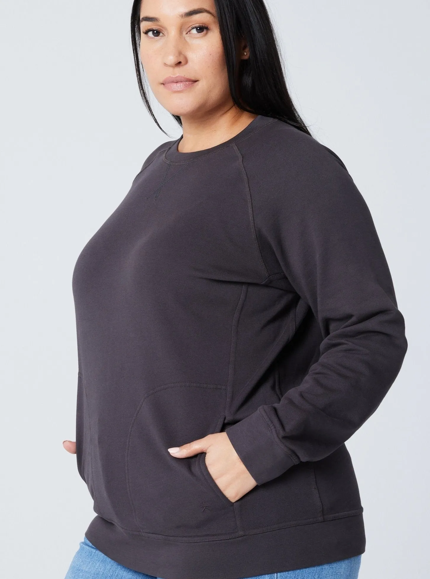 Unisex Pocket Crewneck Sweatshirt - Washed Black