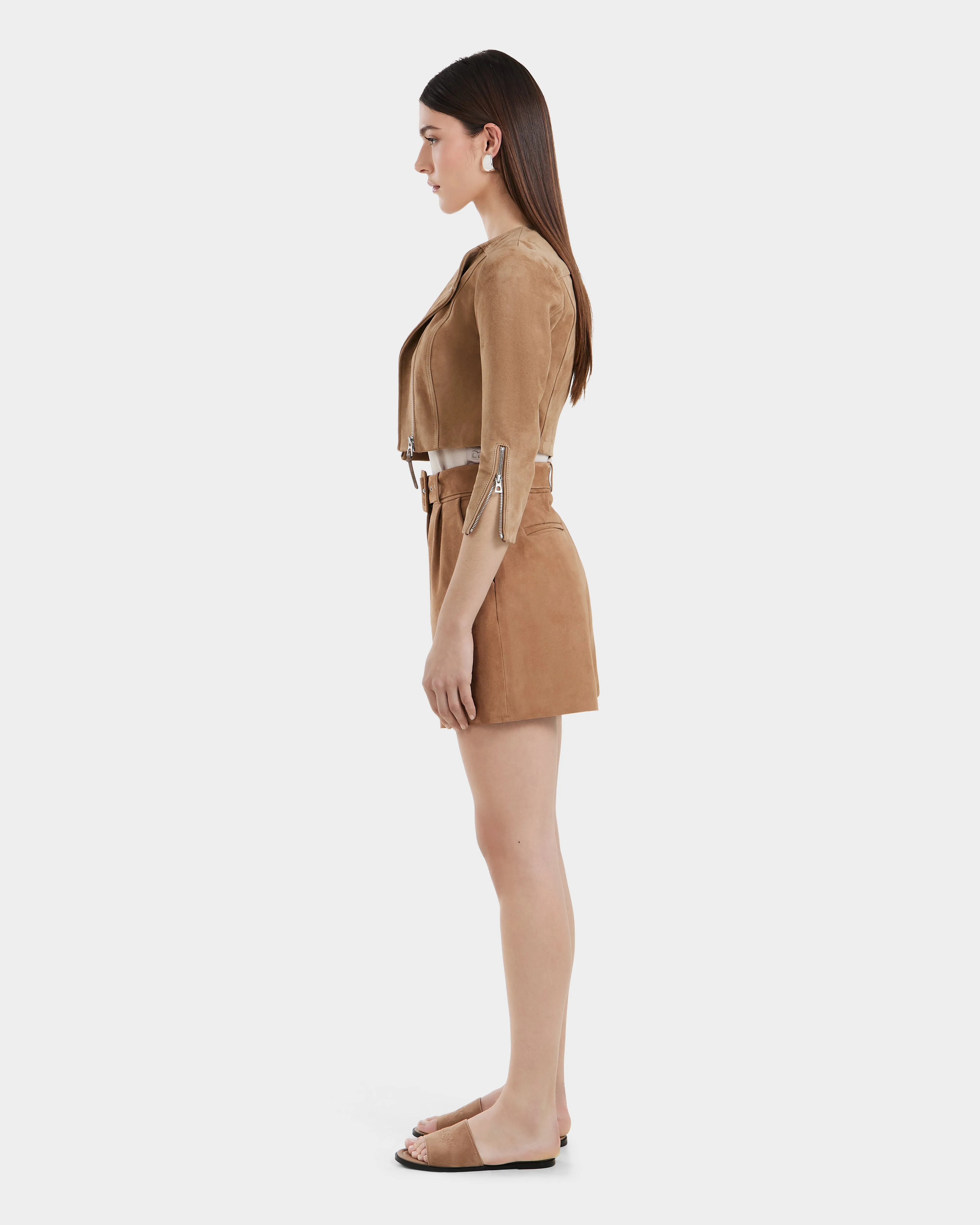 WINNI SU - 8125058 Almond