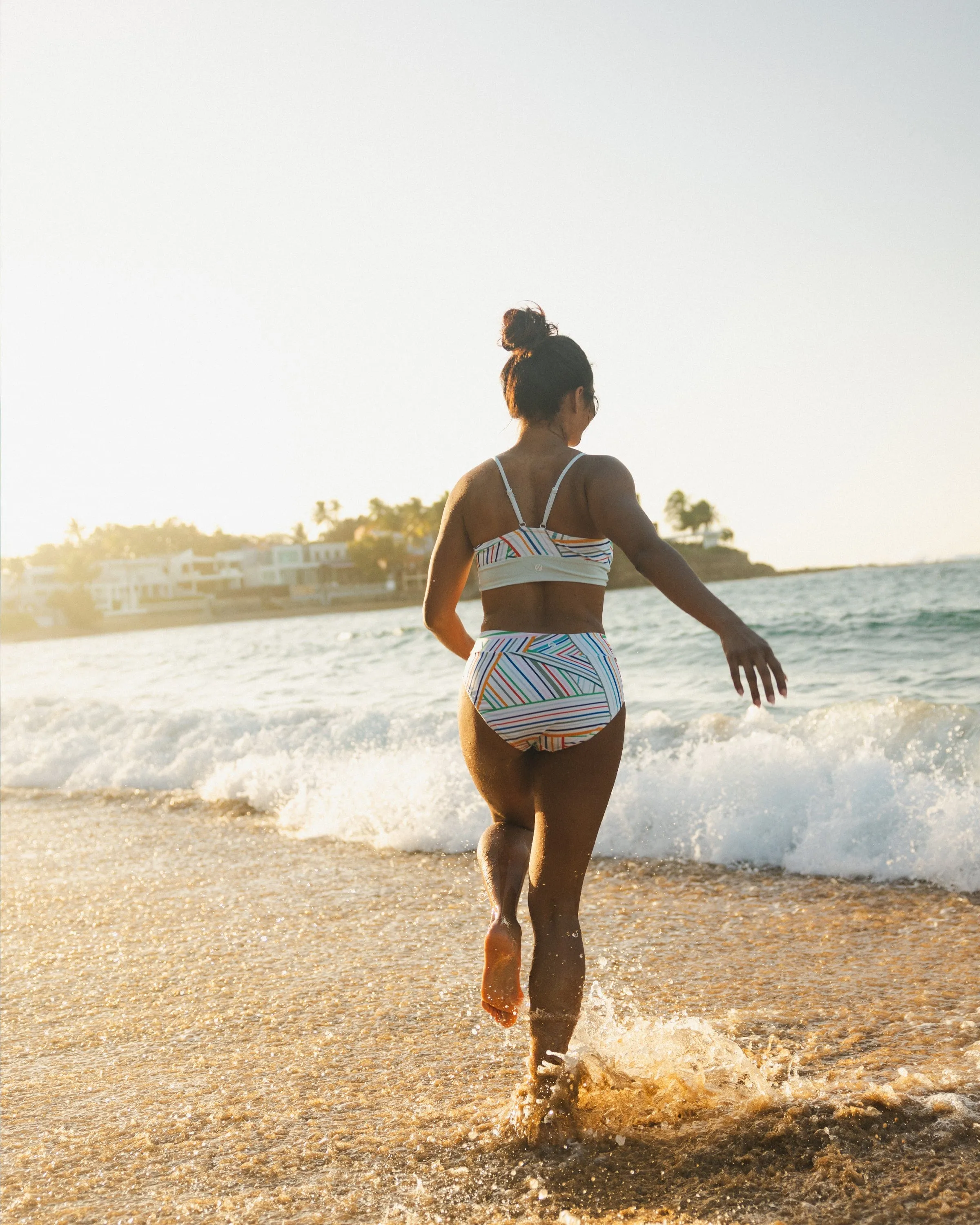 Zari Surf Crop